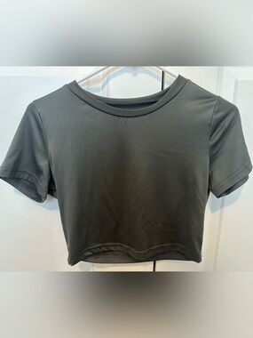Plain Cropped T-Shirt